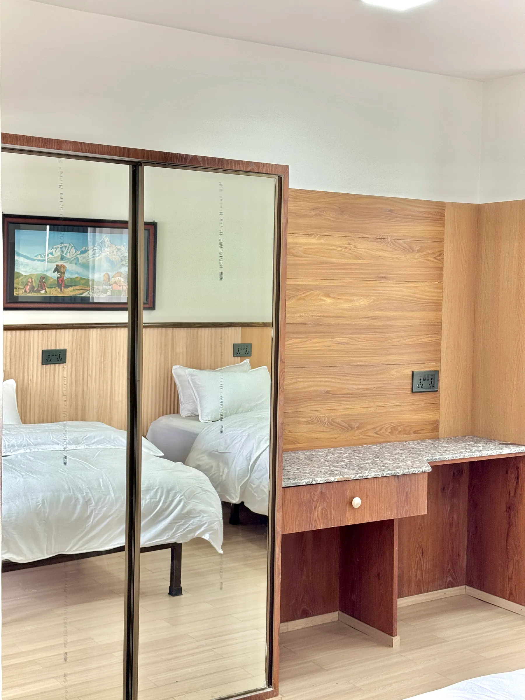 Bathroom with hot shower in the high-floor three-bedroom apartment